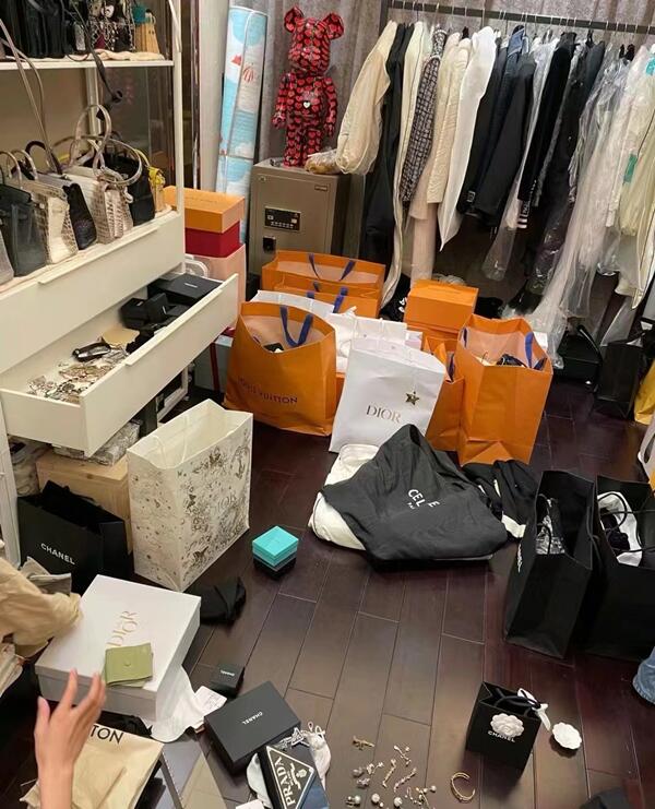 固镇县回收顶奢鞋服